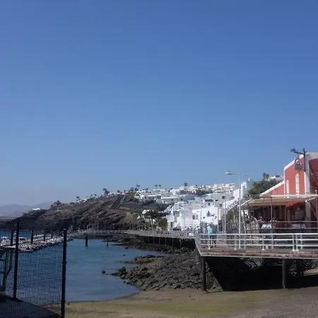ヴィラ Puerto Del Carmen Sleeps 6 With Pool And Air Con プエルト・デル・カルメン